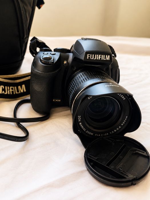 Máquina Fotográfica Fujifilm FinePix HS30 EXR + Bolsa + Acessórios