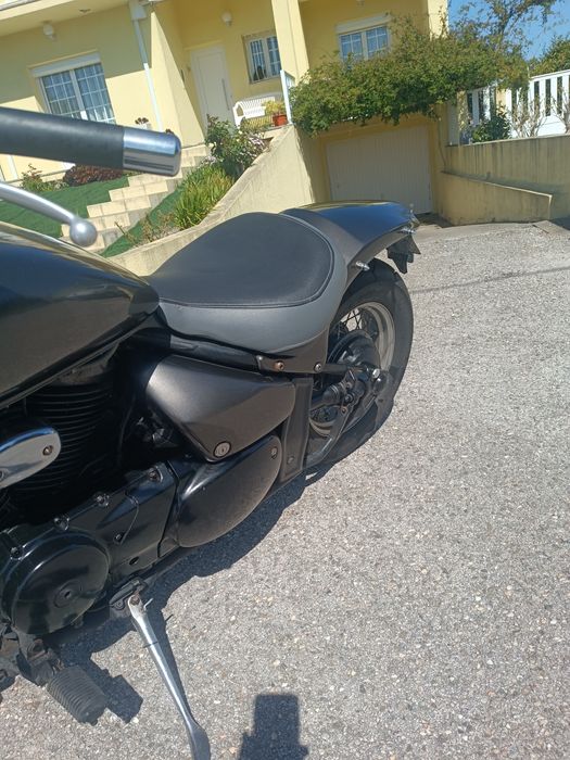 Suzuki intruder veluzia 800