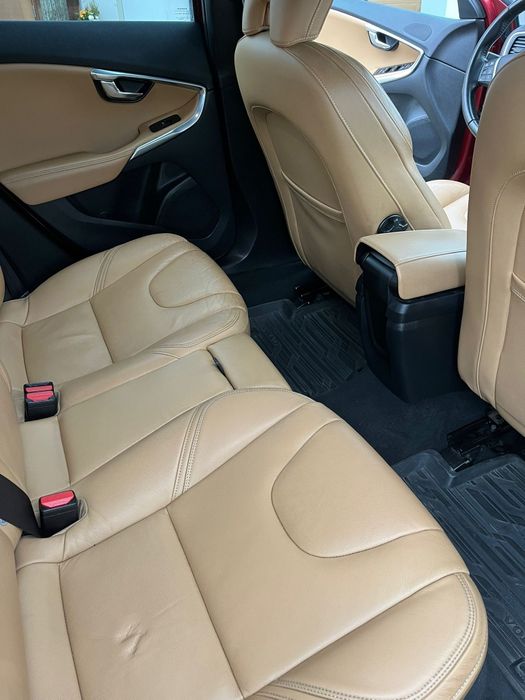 Volvo V40 Cross Country rej.2017