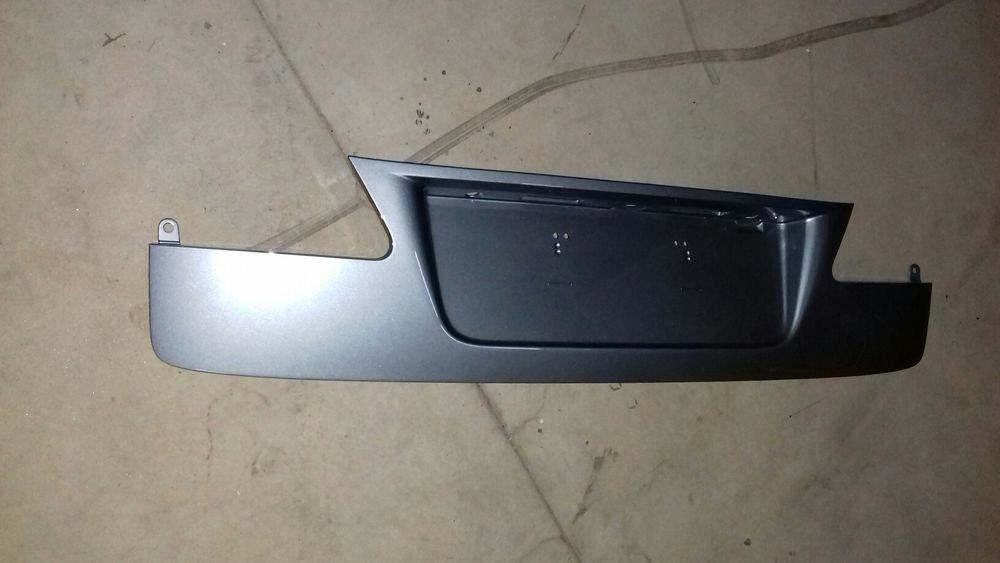 Tampa da mala lexus is 250/350 ano 2006/2013