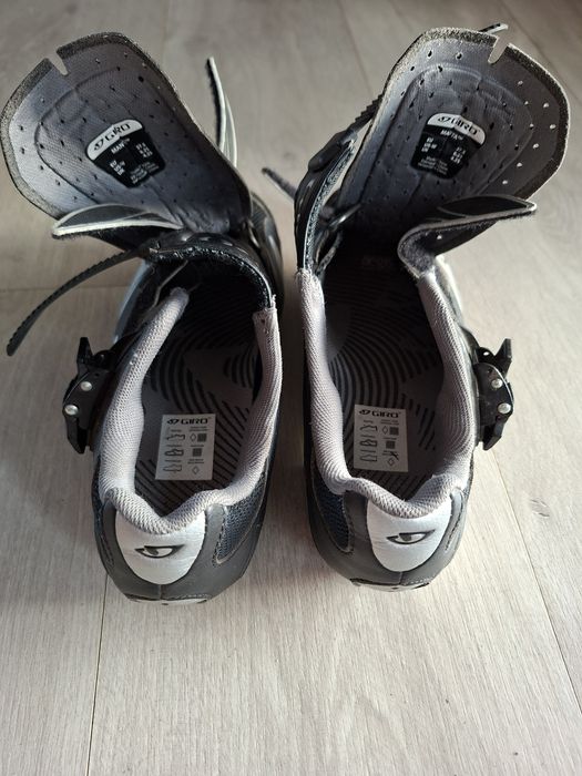 Buty rowerowe GIRO m. Manta z blokami r. 37,5