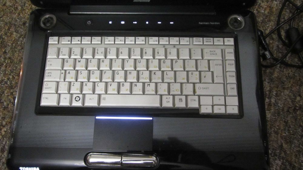 Ноутбук Toshiba Satellite A350-11N