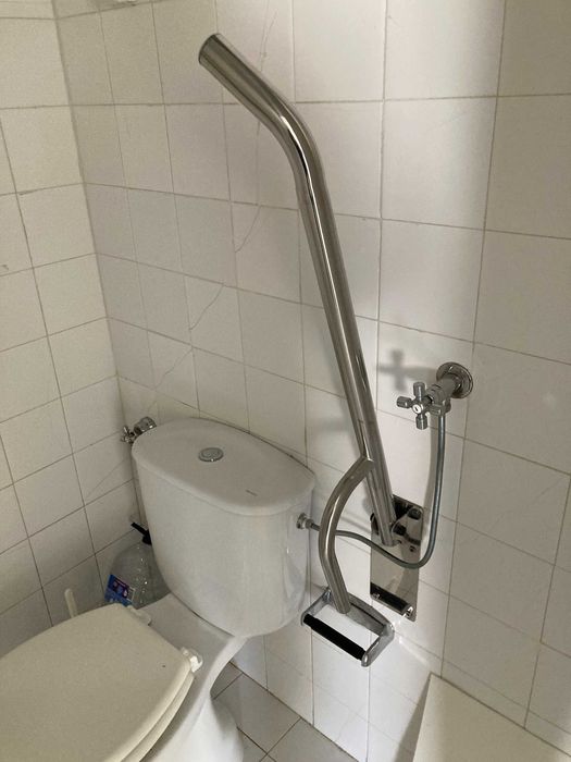 conjunto de equipamento de consultório médico