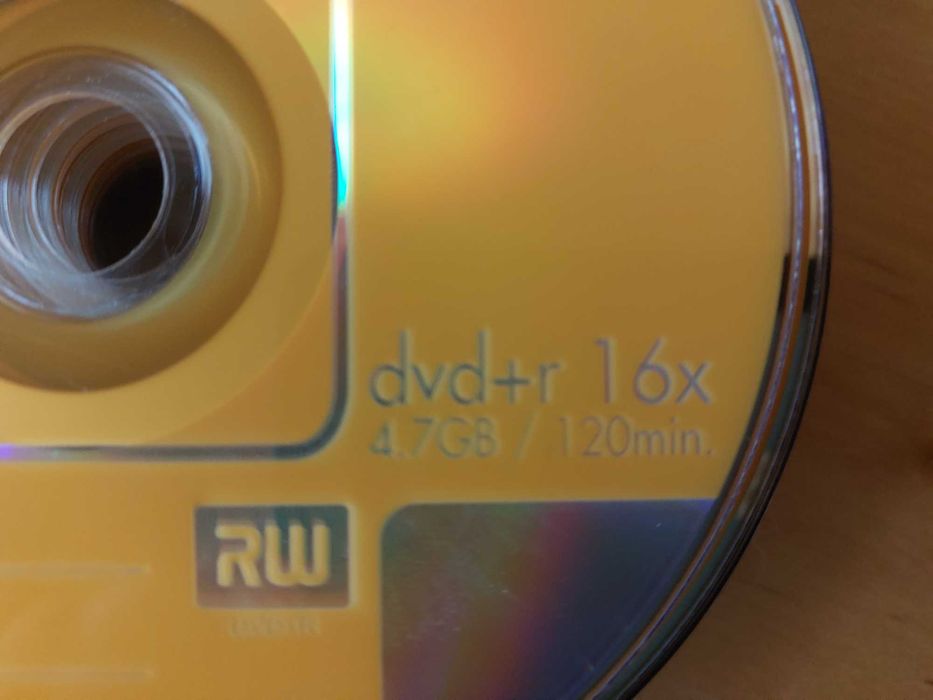 27 DVD-R e Cd-R novos e alguns selados