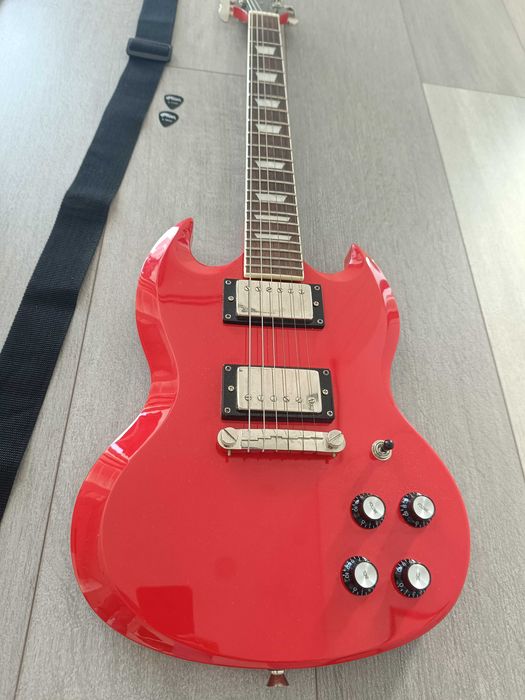 Epiphone SG "Power Players" - Escala Curta 3/4+ (Crianças / Viagem)