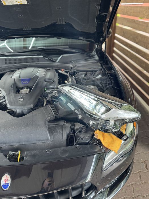 Lampa lampy przód przednie komplet Maserati Quattroporte Lift full led