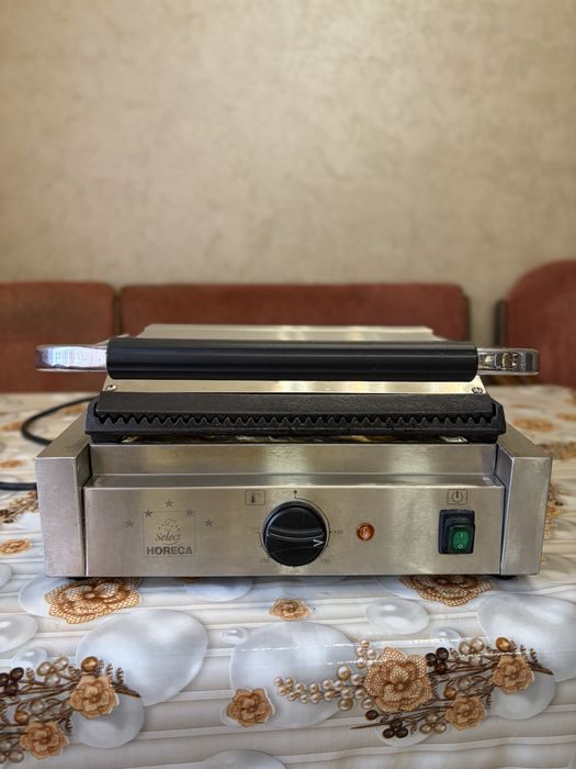 Професійний гриль Horeca Select GPG 1001-3000 Вт, потужний та надійний