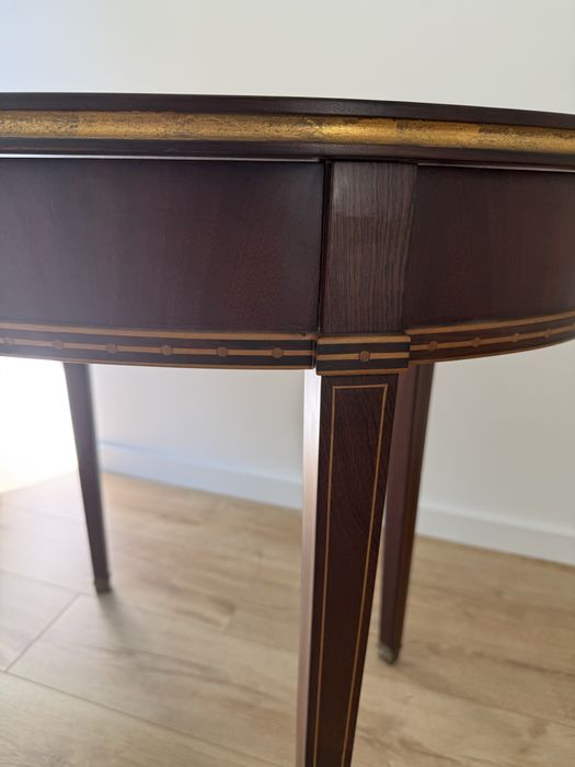 Mesa de entrada de madeira