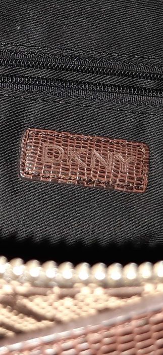MALA DKNY (Dona Karan New York)