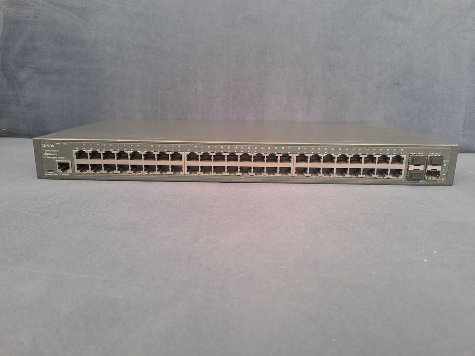 Комутатор TP-Link TL-T2600G-52TS (TL-SG3452)