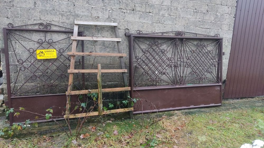 Brama wjazdowa z furtką