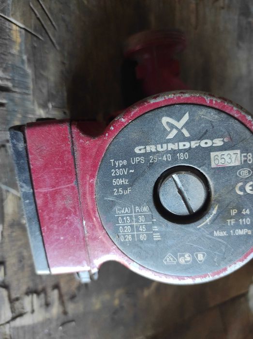Насос Grundfos 25-40 180