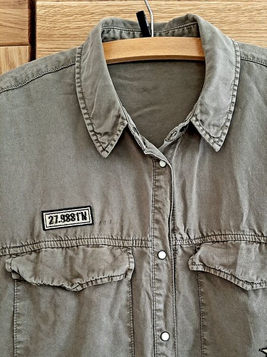 Stradivarius koszula khaki stylowa 38 40