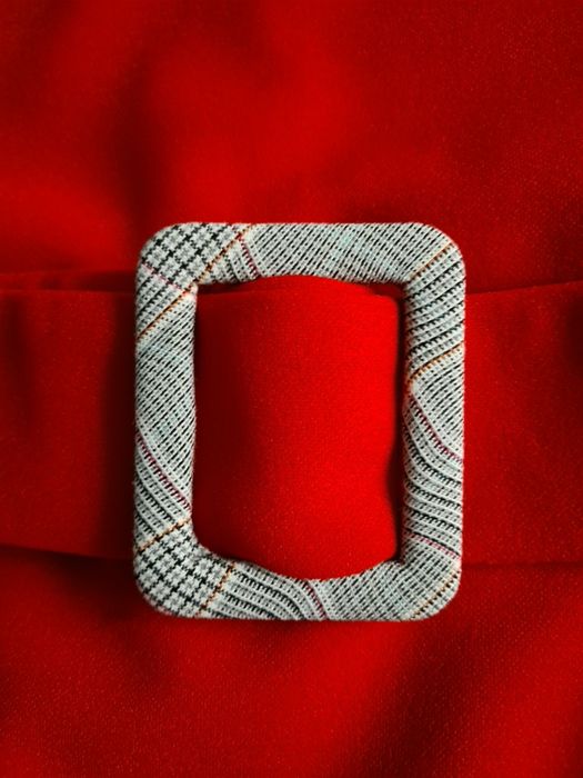 Czerwona sukienka koklajlowa