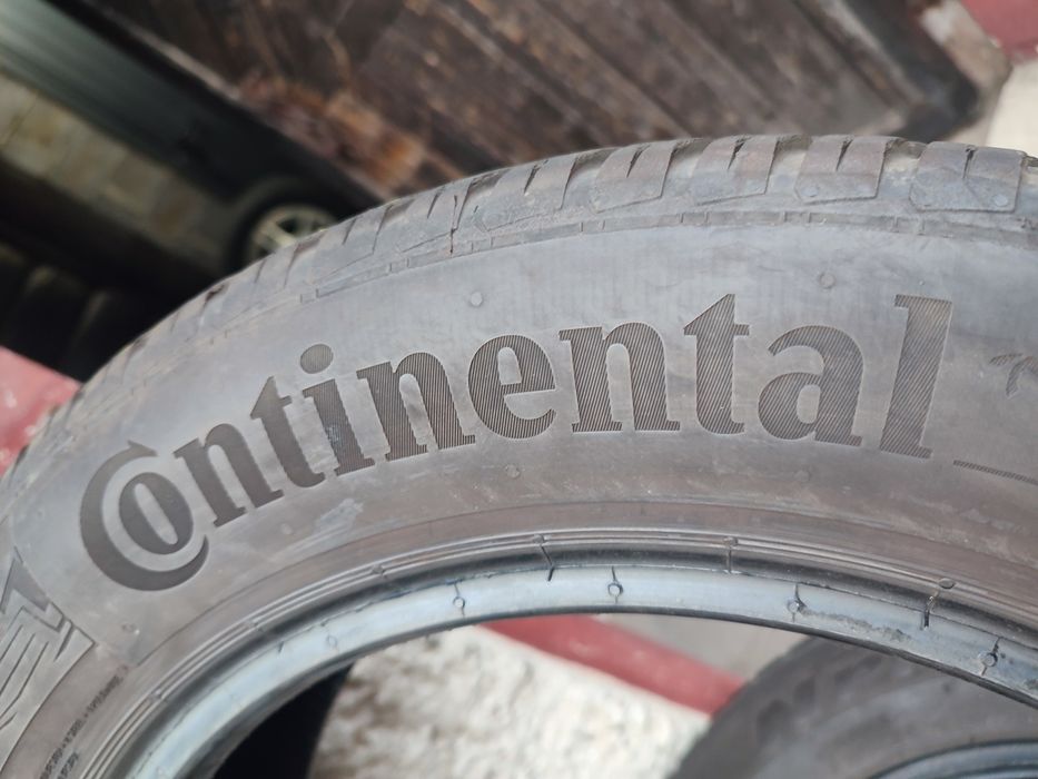 Pojedyncza opona Continental AllsesonsContact 175/65/15 84H