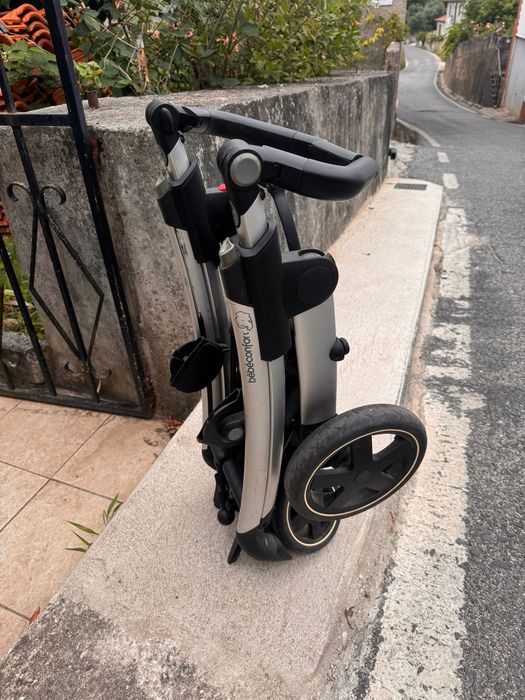 Carrinho + cadeira auto