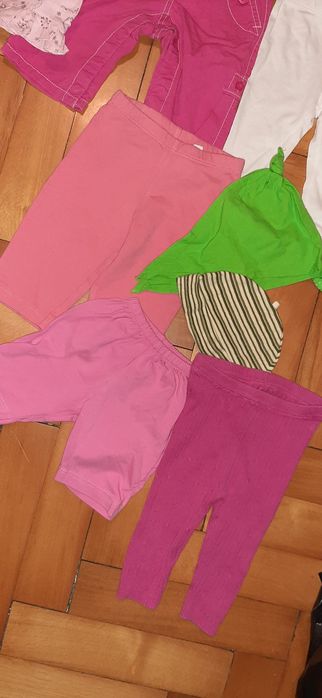 Ubranka na ok 3-6 m-cy