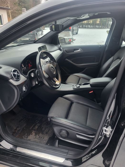 Mercedes B 220 D