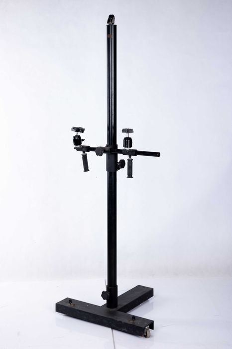 Statyw studyjny. Kolumnowy.