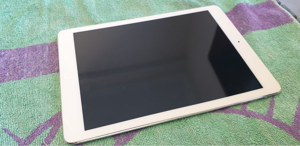 Selling iPad Air 1, 4G+WiFi, like new64550718656386122