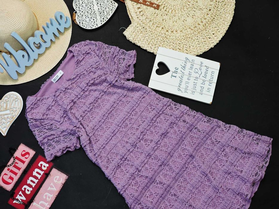 Wow Liliowa koronkowa sukienka 36