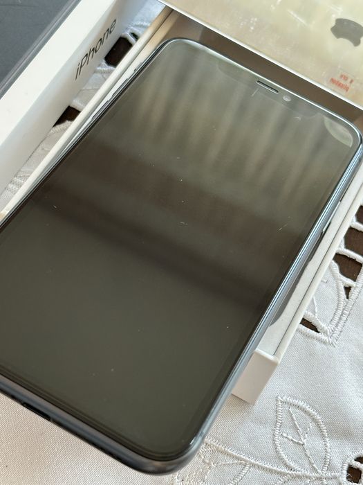 Apple iPhone 11 64GB – sprawny, zadbany  - male uszkodzenie