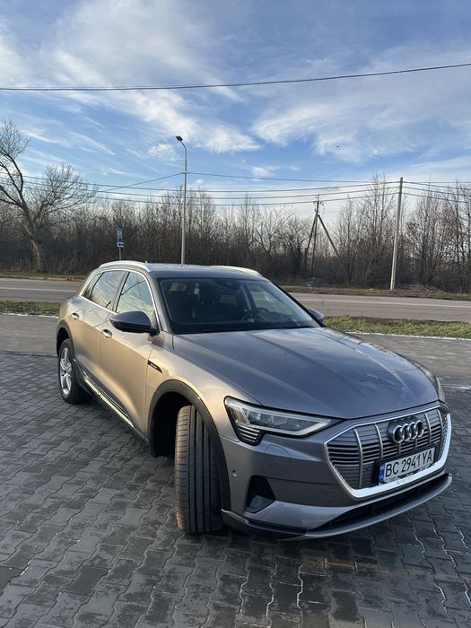 Audi e-tron 95кВт топ-комплектація ідеальний стан