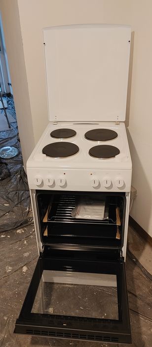 Kuchnia elektryczna z piekarnikiem AMICA58EE1.20(W)