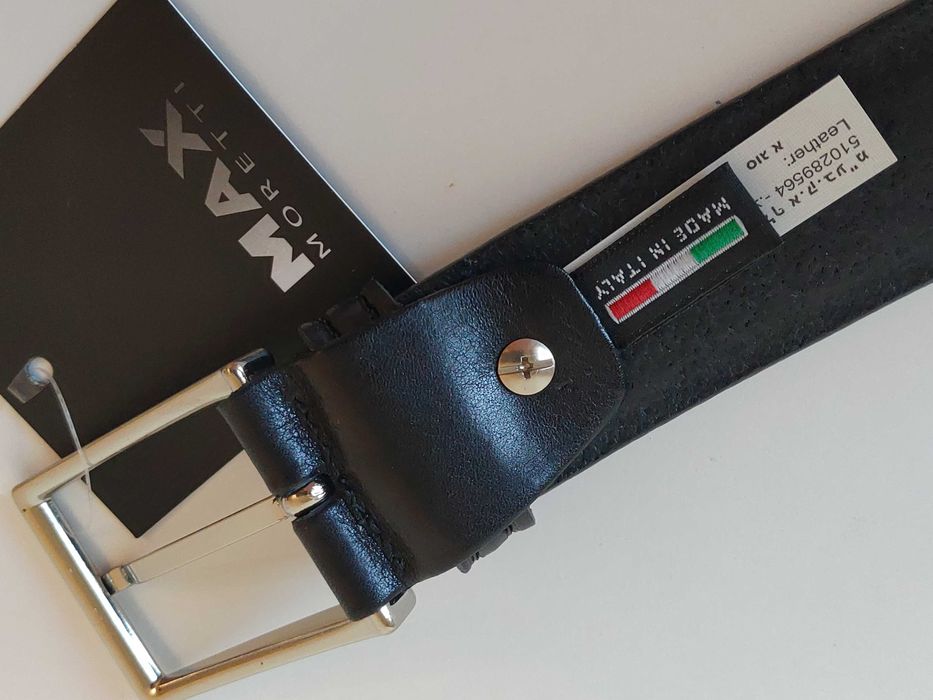 Мужской кожаный ремень MAX MORETTI