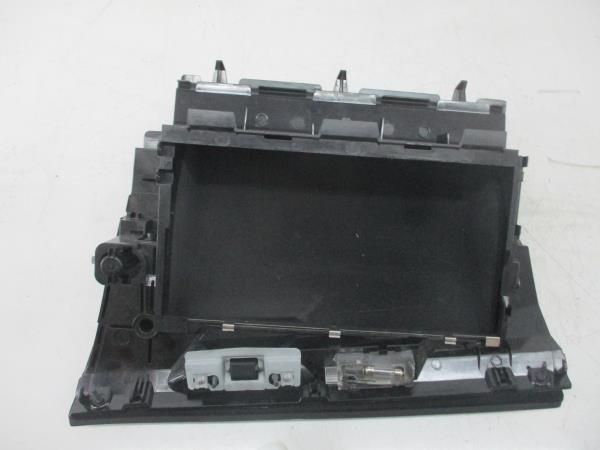 Porta luvas BMW X3 (E83)