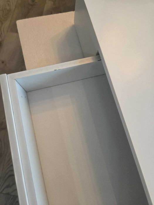 Półka ścienna - wisząca biały