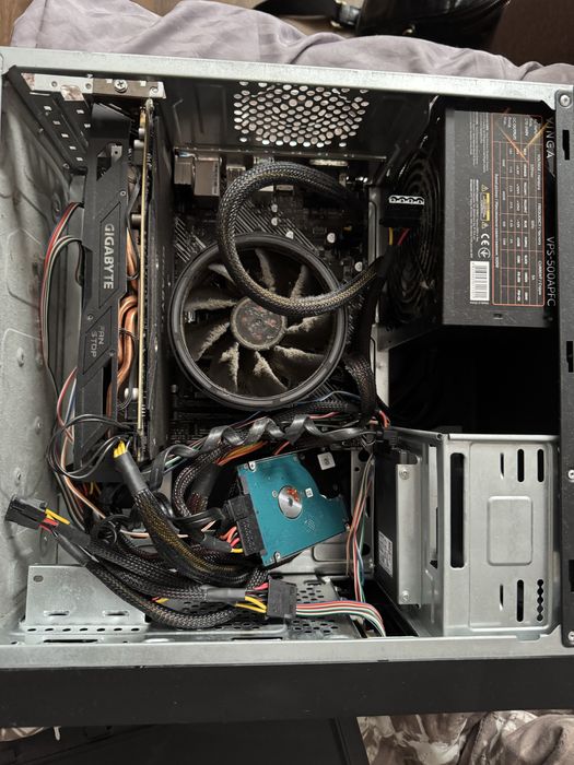 Компʼютер в відміному стані .