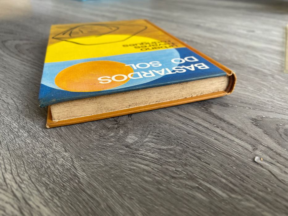 Livro: Bastardos do Sol - Urbano Tavares Rodrigues