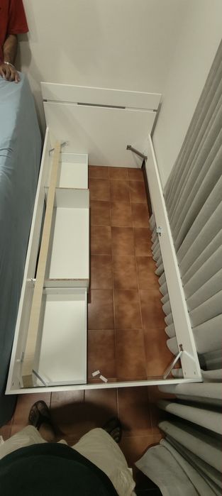 Venda Urgente: Cama de Solteiro com Gavetas + Colchão em Bambu (90x200)