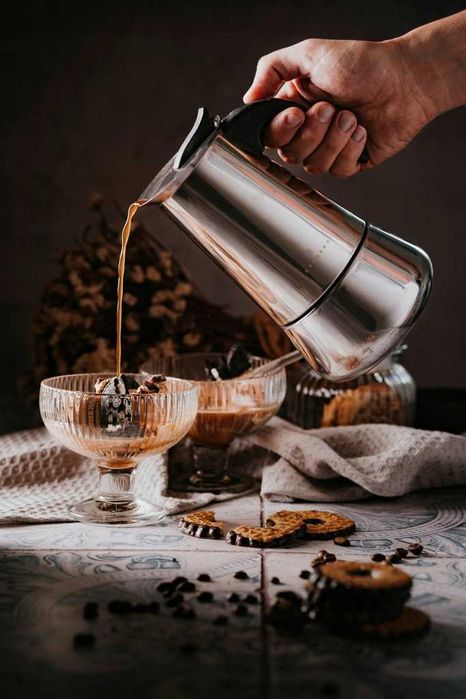 Stalowa kawiarka Edenberg 600ml – espresso dla 12 filiżanek