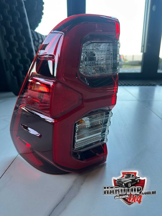 Lampa Oryginalna LEWA Tylna oświetlenie tył TOYOTA HILUX (2015+)