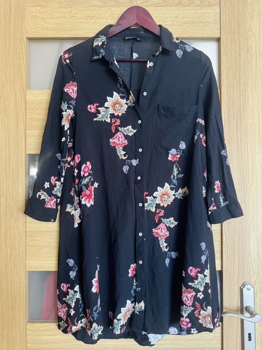 Stradivarius czarna koszulowa sukienka w kwiaty S 36