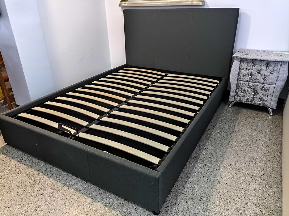 Camas com espaço para arrumação - envio gratis