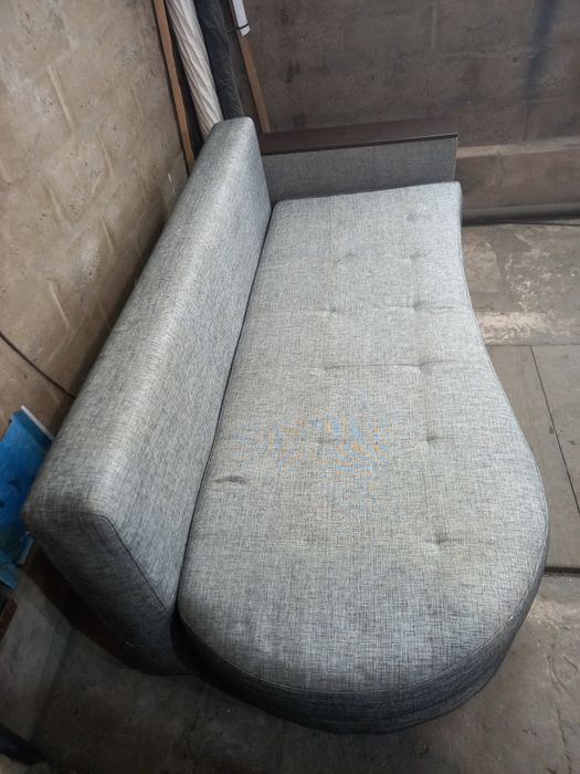Продам диван б/у 5000 грн
