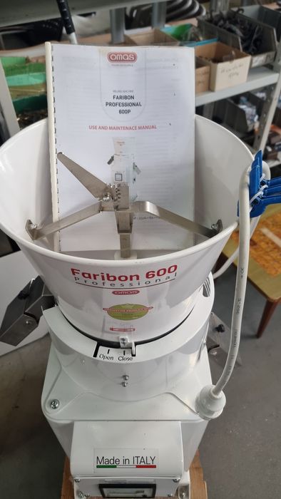 Moinho Profissional Faribon 600P