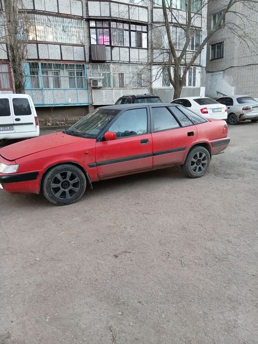 Машина на полном ходу мотор кпп ходовая ходовая в норме  по кузову живая есть страховка газ бензин резина зимняя на 16 все остальное по телефону