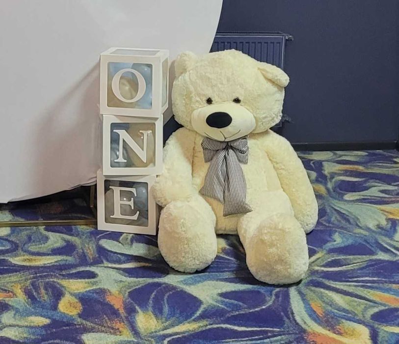 Кубики one та м'яка іграшка для фотозони