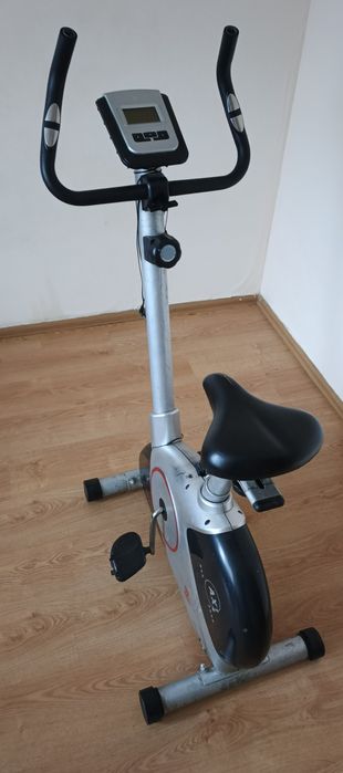 Велотринажер продам