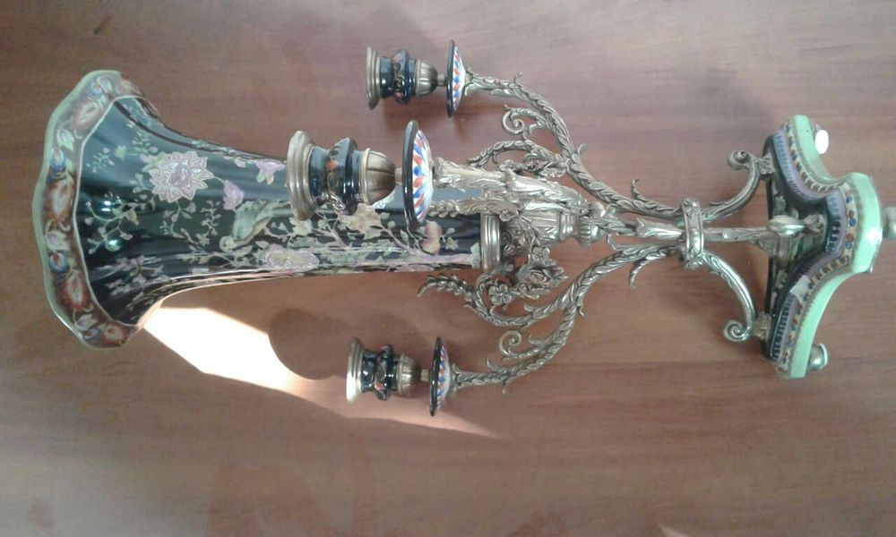 Антикварная ваза