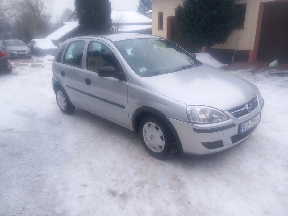 Corsa 12benzyna salon Polska