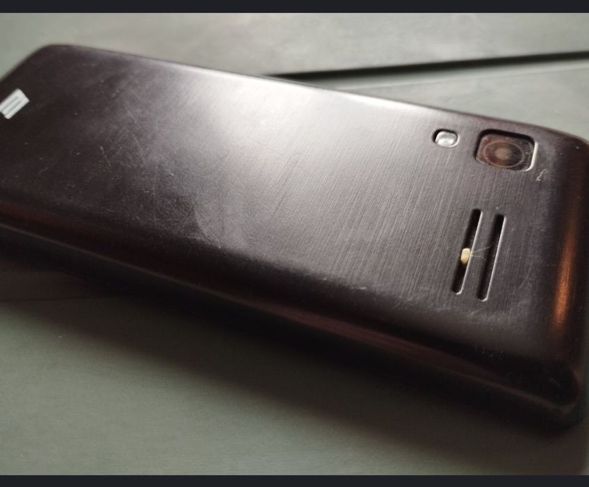 Телефон  кнопковий  2Е е280