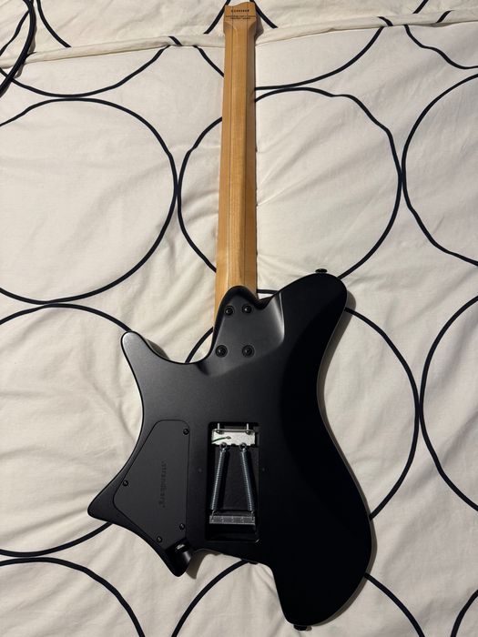 Guitarra strandberg Sallen
