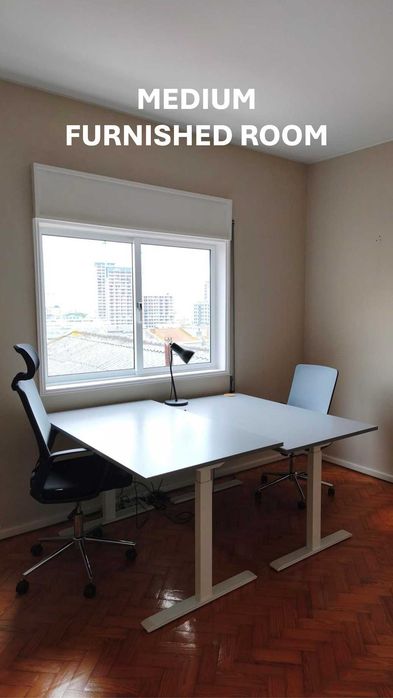 Escritório luminoso para 2 pessoas — 350€/mês, tudo incluído