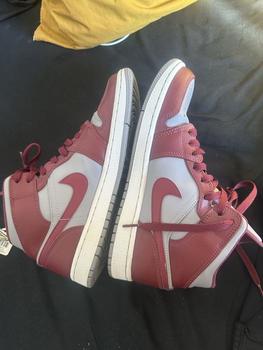 Tenis jordan pouco tempo de uso
