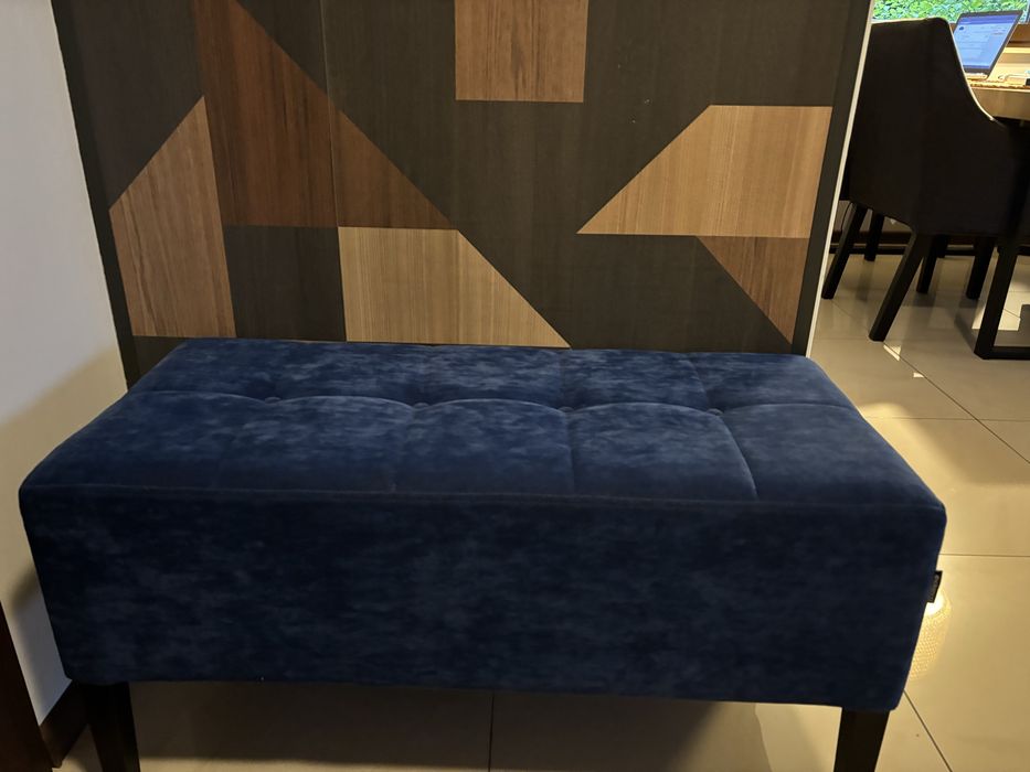 Granatowa pufa/podnożek